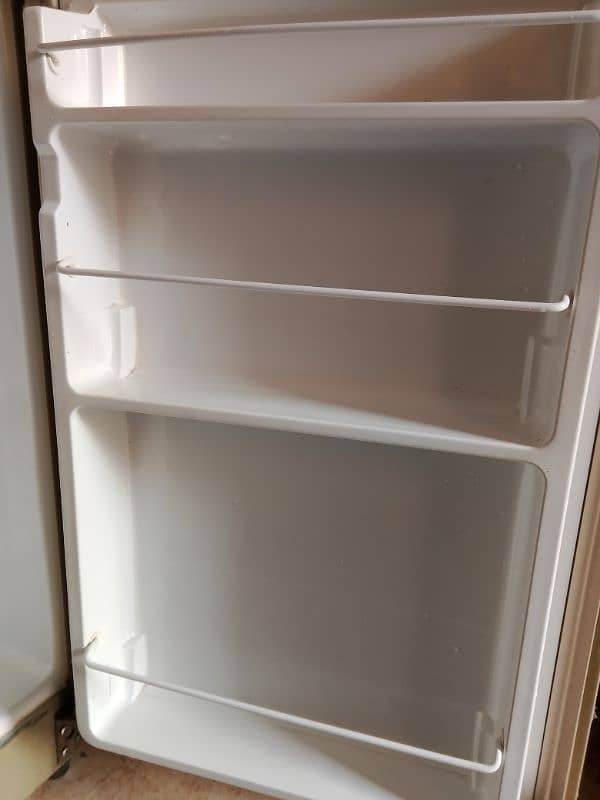 Dawlance Refrigerator 9122 D R for sale 3