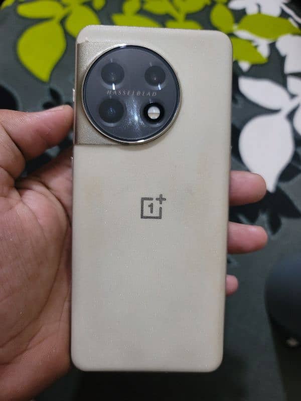 Oneplus 11 5g Marble edition 16gb ram 512gb storage. 2