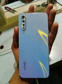 vivo S1