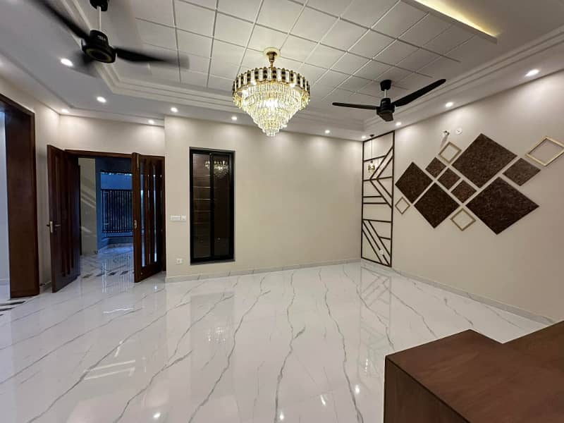 3 Years Installment Base House In Park View City Lahore 1