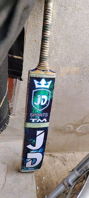 JD coconut  cricket Bat 2