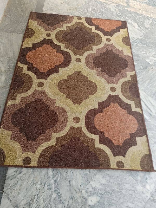 rug in good condition 3