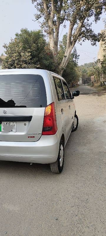 Suzuki Wagon R  2019 4