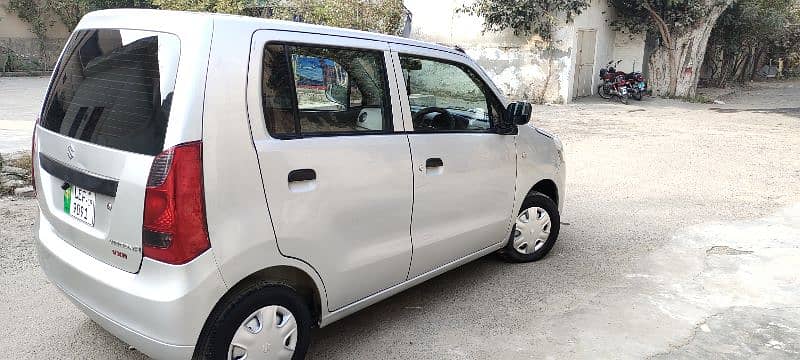 Suzuki Wagon R  2019 15