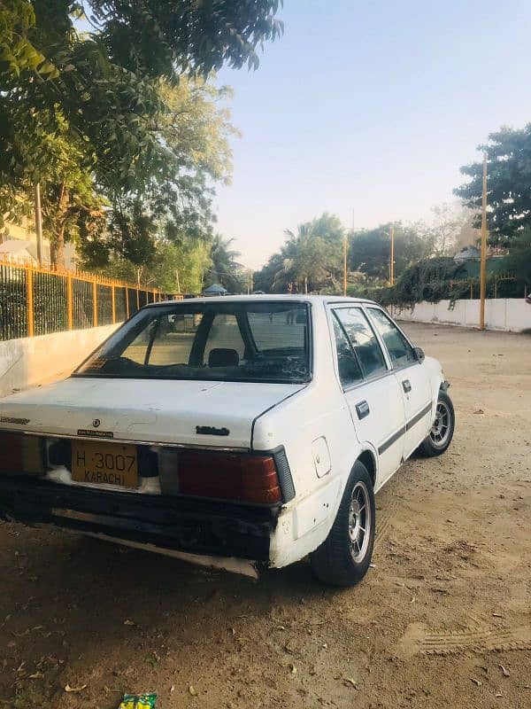 Nissan Sunny 1986 2