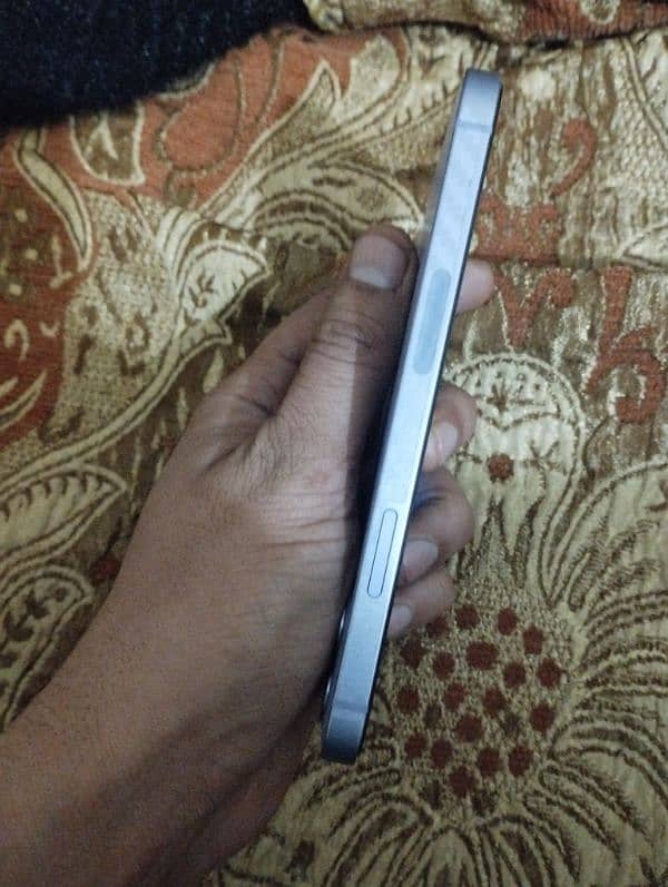 iPhone 12 NON PTA 64 GB JV 1