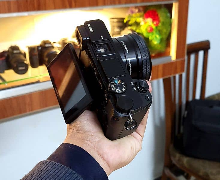 Sony a6000 (10/10) Mirrorless Camera 2