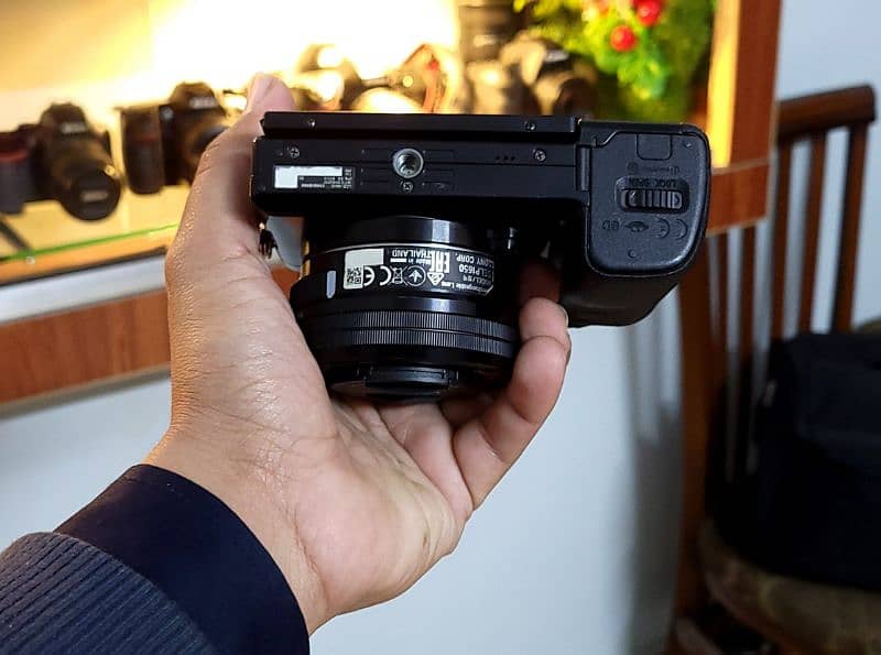 Sony a6000 (10/10) Mirrorless Camera 5