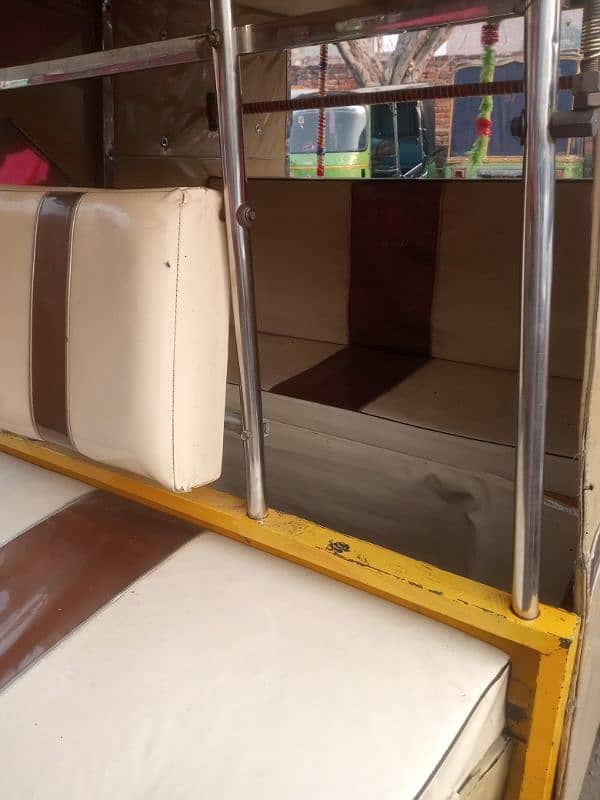 Auto Raksha 6 seater 5