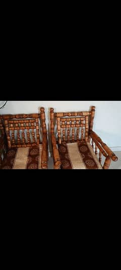 Sofa Set 5 Seater  Shesham wooden with center table for sale.