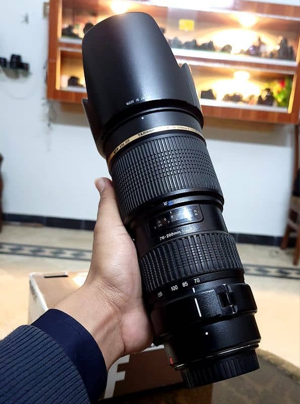 Canon Tamron 70-200mm f2.8 10/10 (full-frame/Crop body) 1