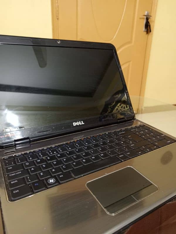 Dell Inspiron 3