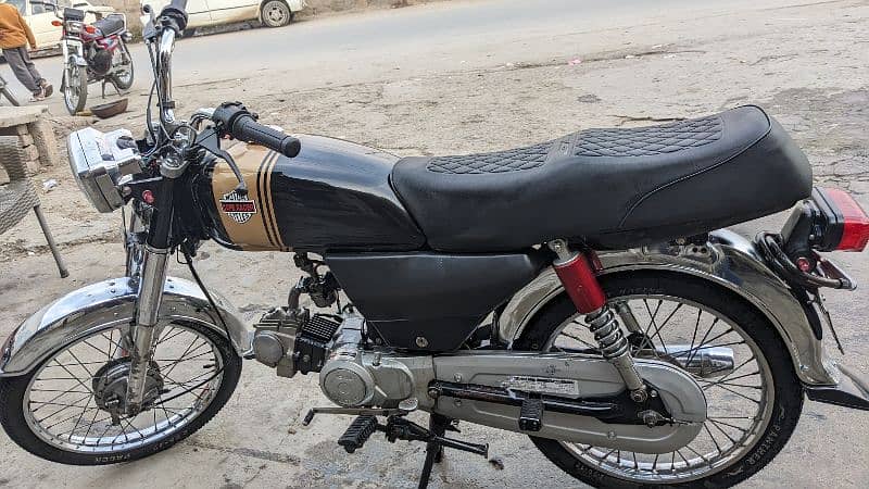 United 70 CC 2019 MODEL 1