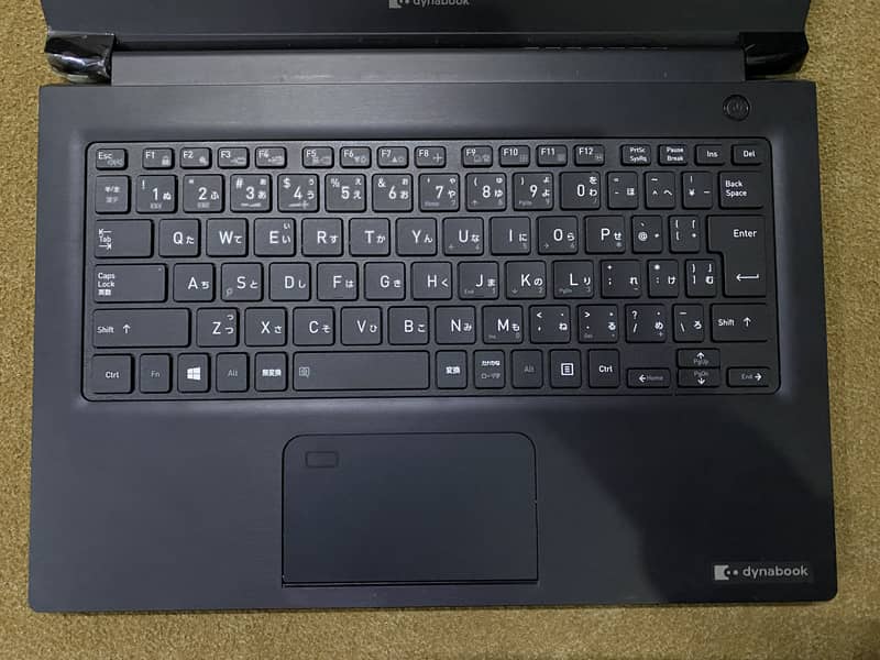 Toshiba DynaBook s73 2