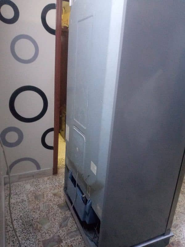 Hitachi refrigerator 2