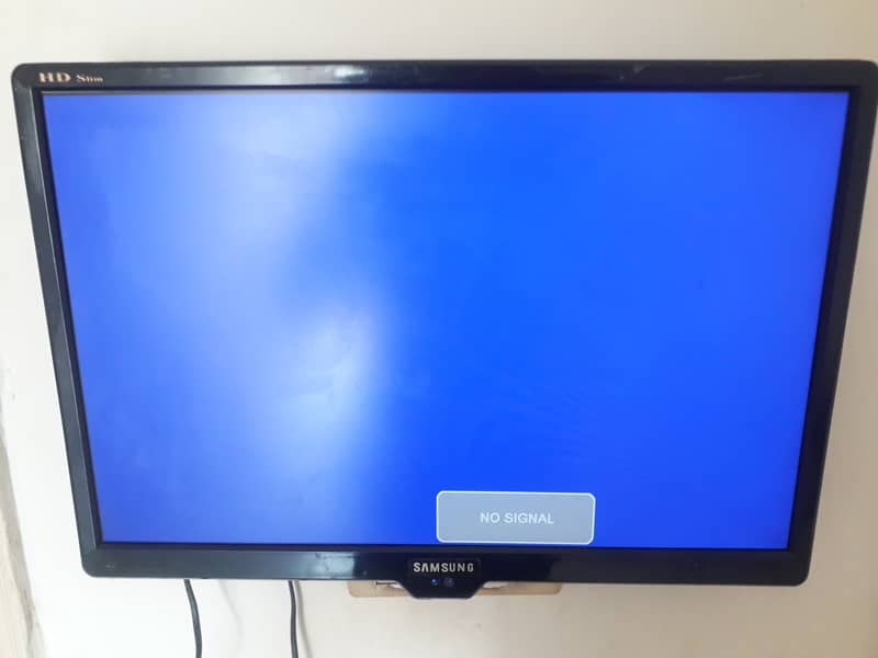 Samsung TV Malaysian assembled 17 inches 2