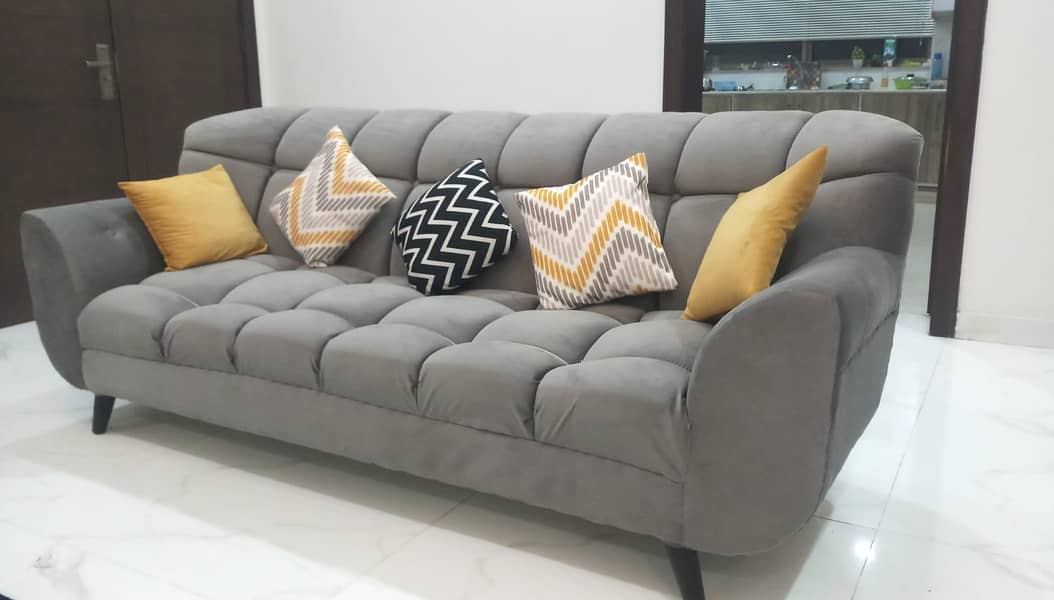 7 seater sofa set one month used 3