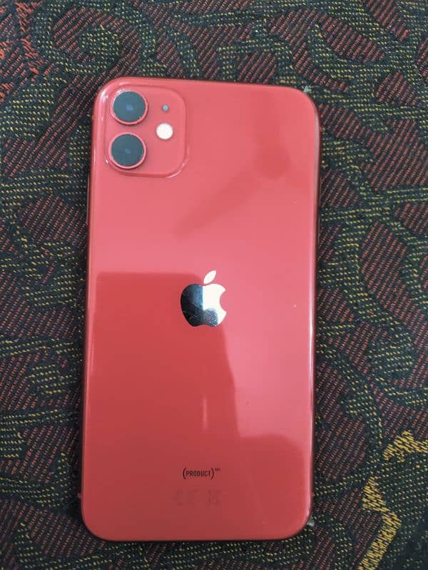 I phone 11 128gb sim galch non pta ha sim working ma ha 8