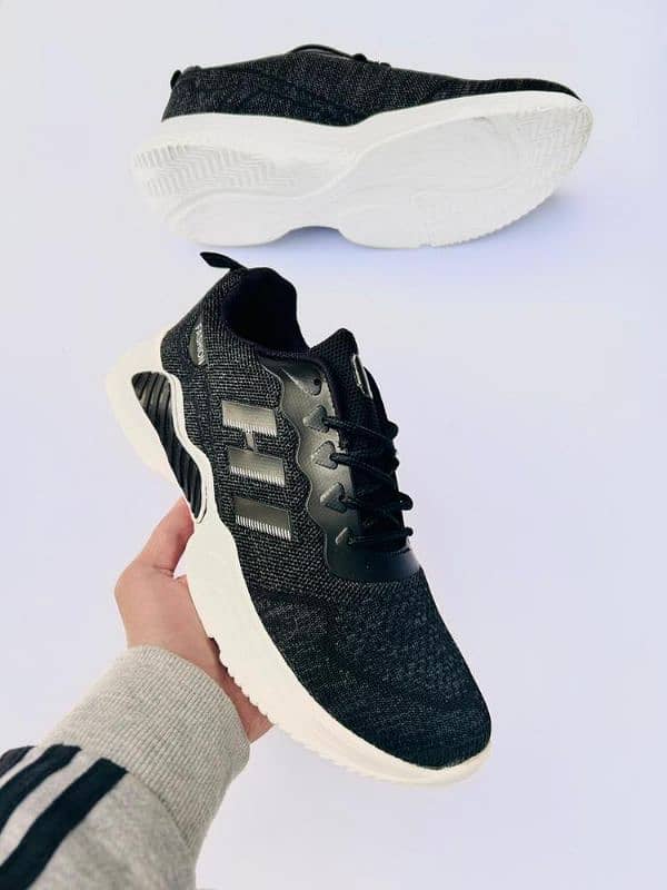 Men,s comfortable sports shoes Free delivery 1