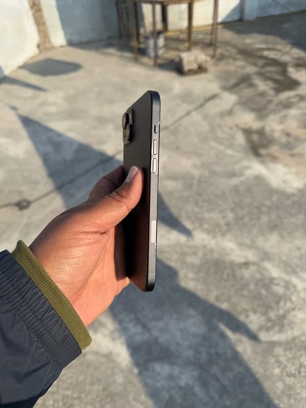 IPhone 15 Plus 128GB 5