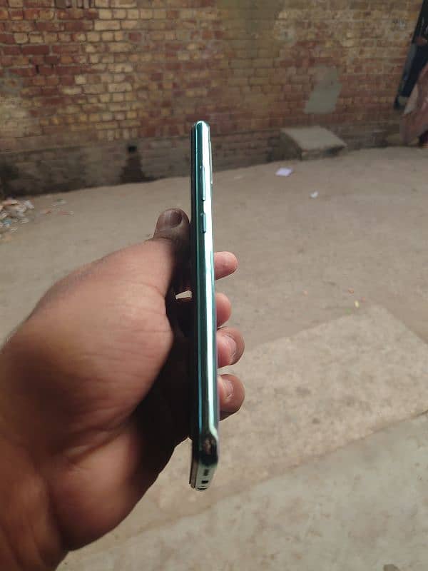 Vivo S1 4/128 condition/9/10 need cash 1