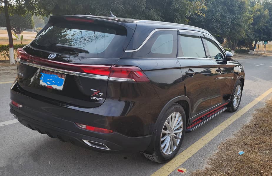 Immaculate Changan Oshan X7, First Owner SUV 4