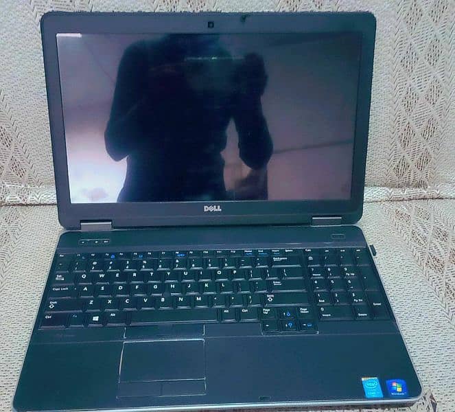 Dell Latitude E6540 Core i7 4th gen 1