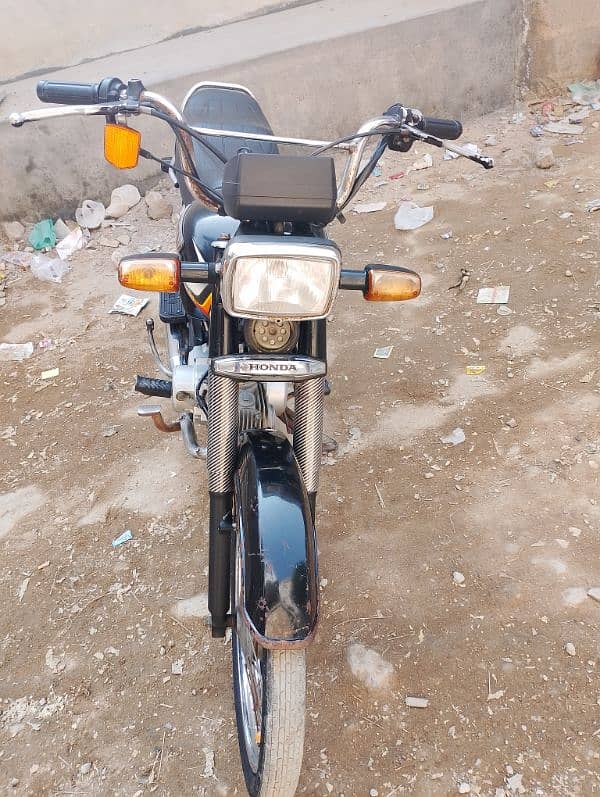 Honda CD70 22 Model Karachi Number 2