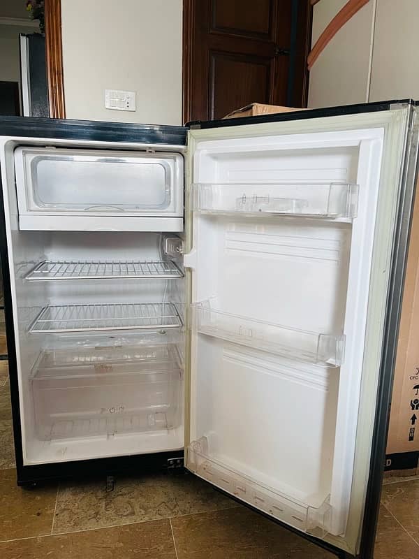 pel life pro refrigerator room series (140 lr) 3