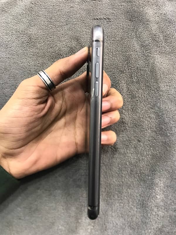 iPhone 11 non pta 1