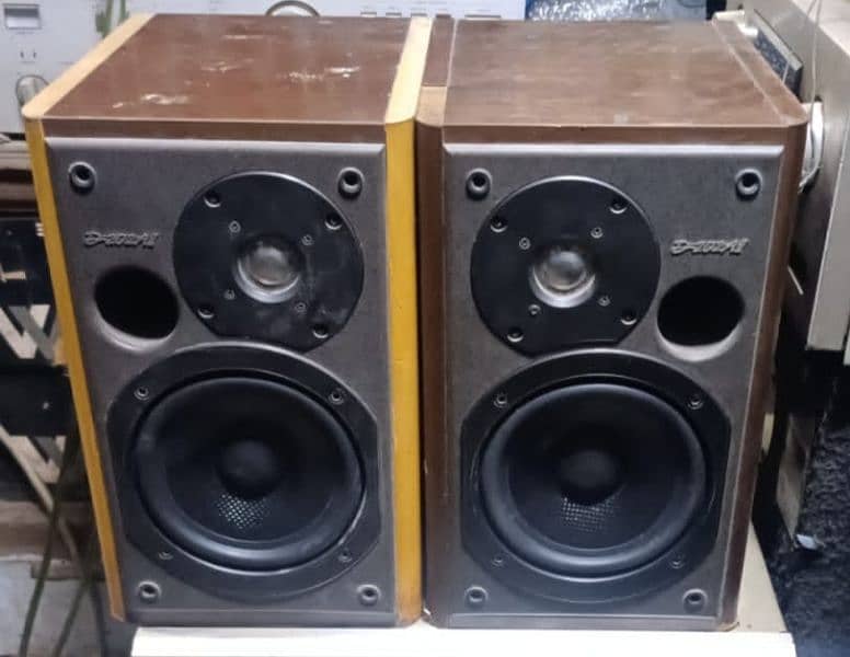 onkyo studio monitor speaker 0