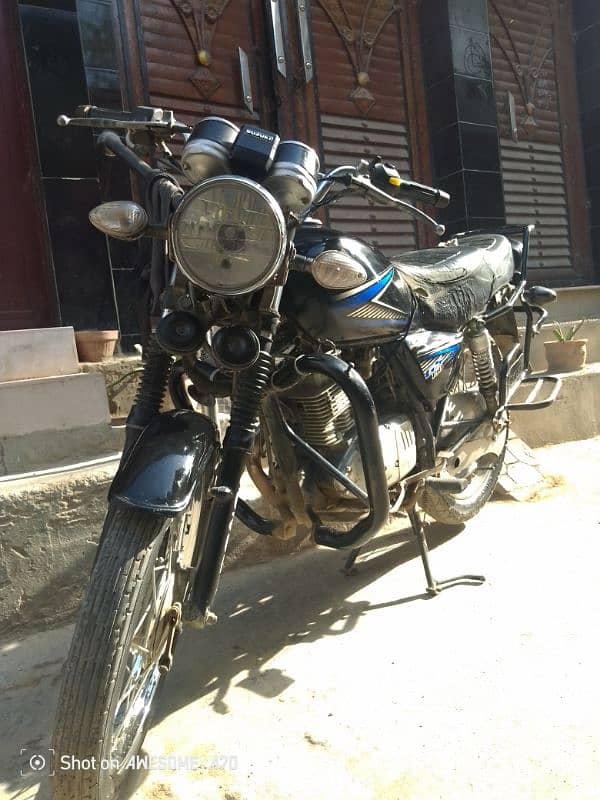 Suzuki GS-150 9