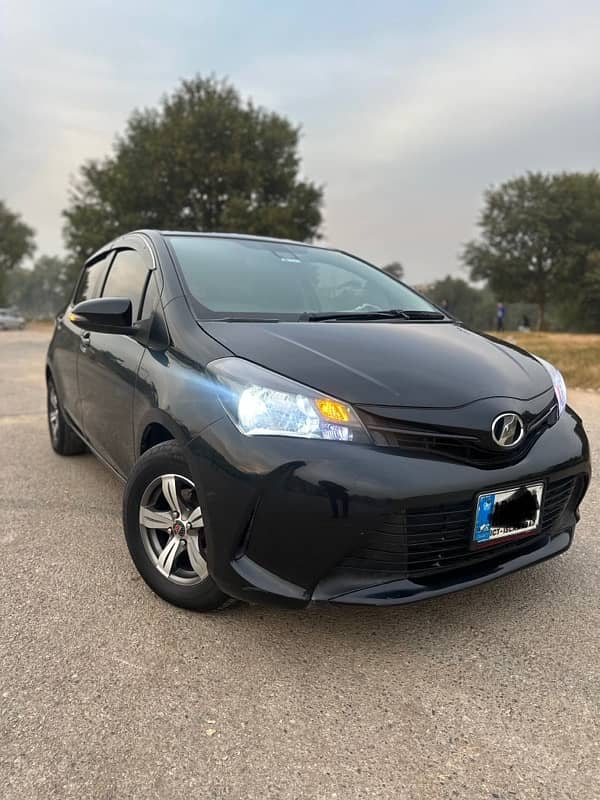 Toyota Vitz 2016 full option 6