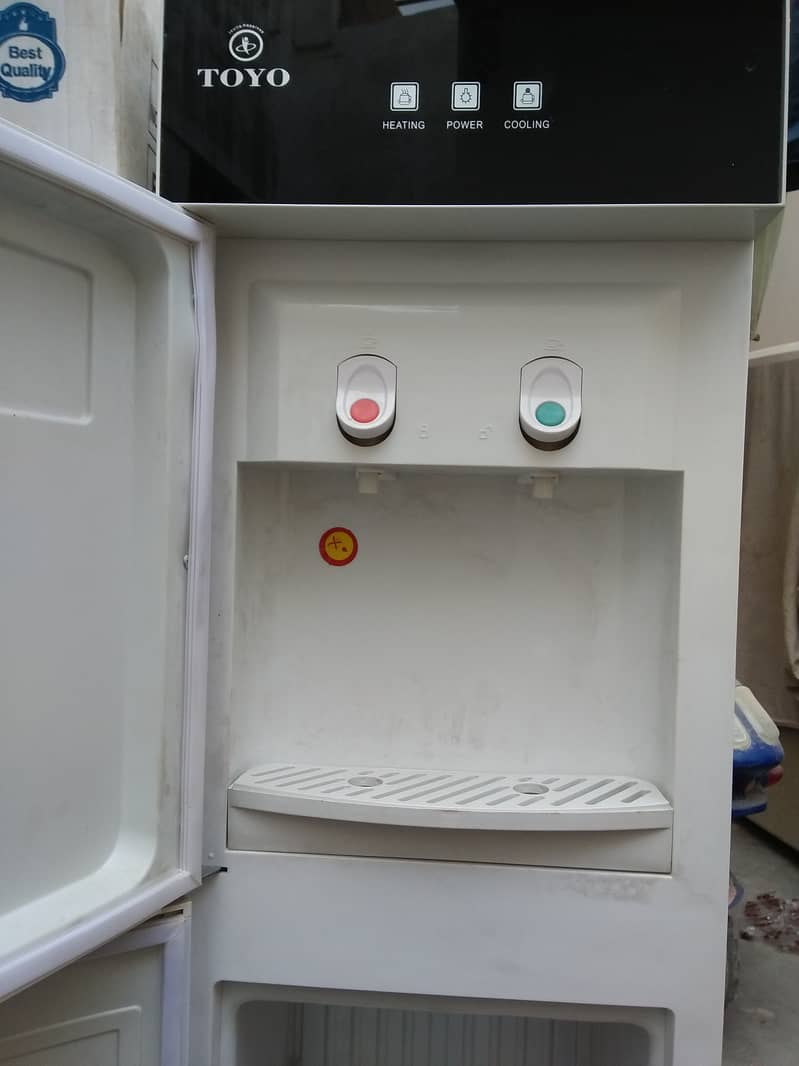 Toyo water dispenser 7