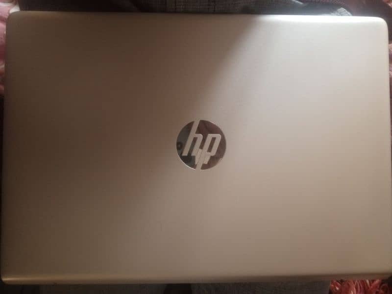 HP Pavilion i7 8th Gen + 4Gb Nvidia GPU 9