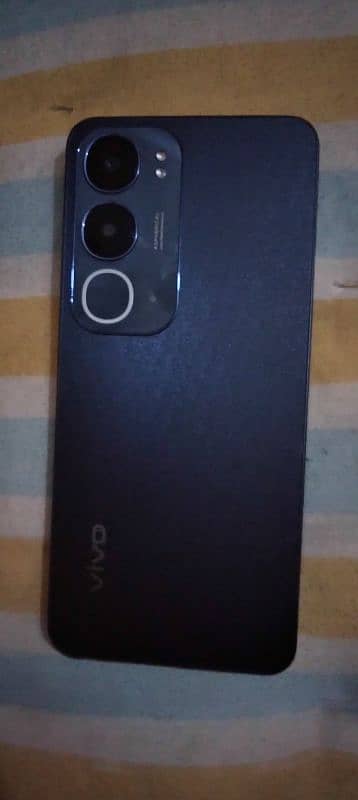 vivo y19s 1