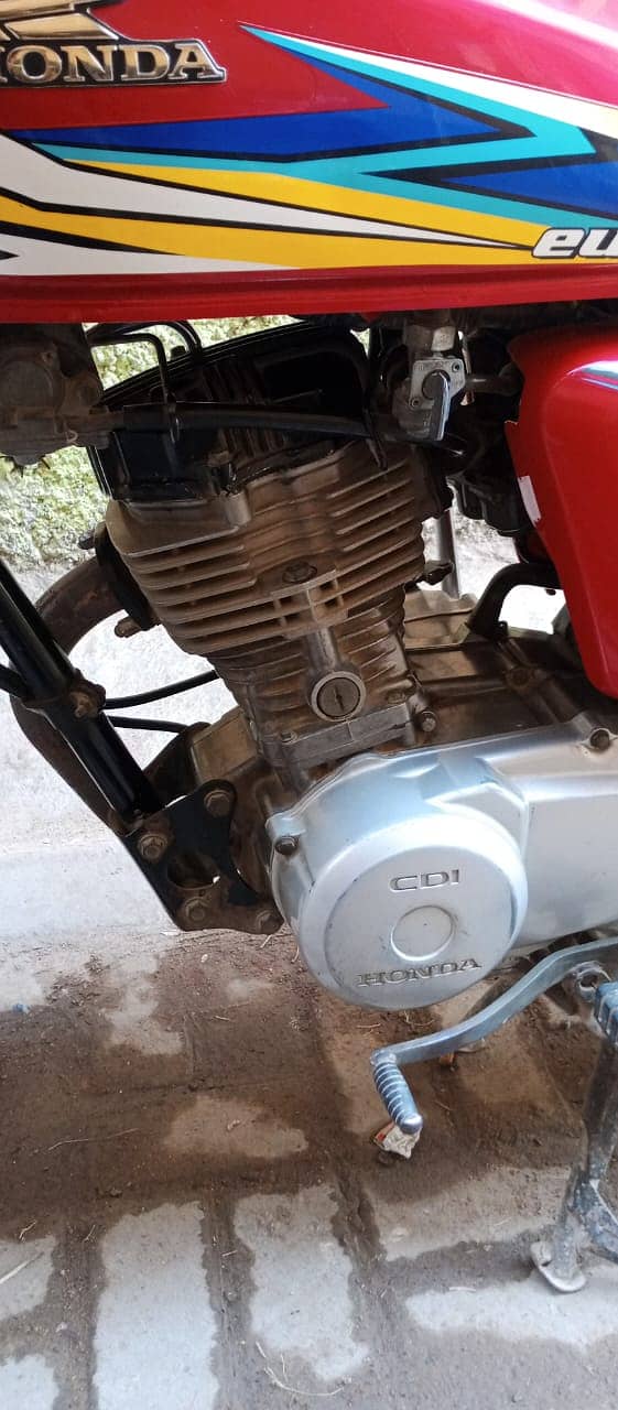 Honda CG 125 2019 3