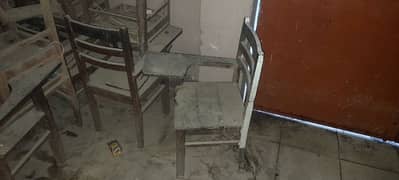 Student Chairs Rs. 1000