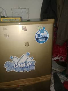 Refrigerator in good condition. family used refrigerator