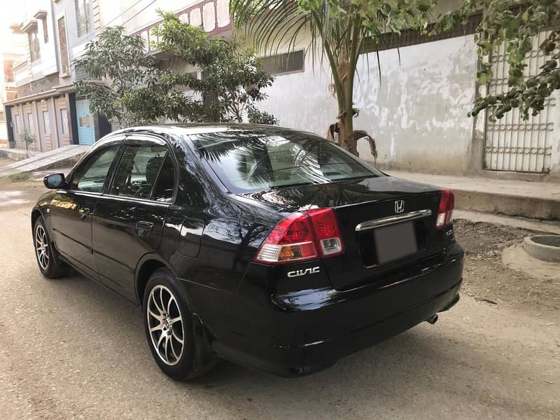 Honda Civic EXi. . . Outclass Mint Condition 2