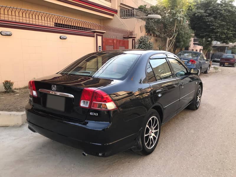 Honda Civic EXi. . . Outclass Mint Condition 4