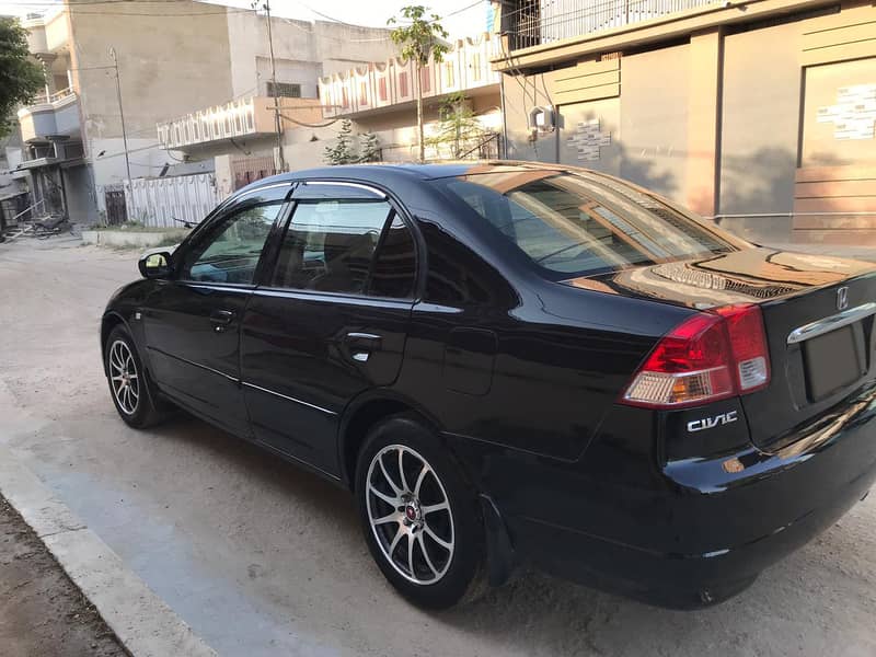 Honda Civic EXi. . . Outclass Mint Condition 5