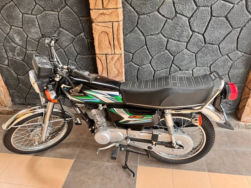 HONDA CG125 BRAND NEW 1