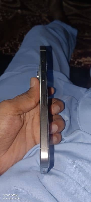 i phone 15 pro max natural titanium box ni hy customs reason 2