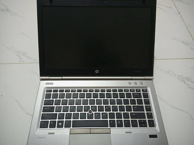 Hp Elite Book 8470p with SSD 128gb 0