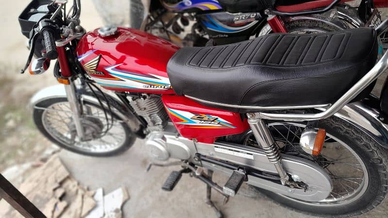 2016 Model Honda CG 125 Mardan Number Condition 10/10 Clear 2