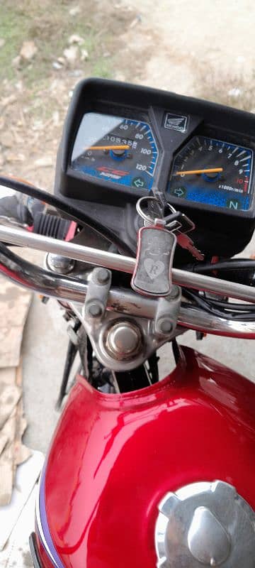 2016 Model Honda CG 125 Mardan Number Condition 10/10 Clear 4