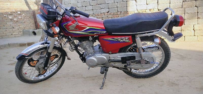 Honda 125 16/17 Model 2