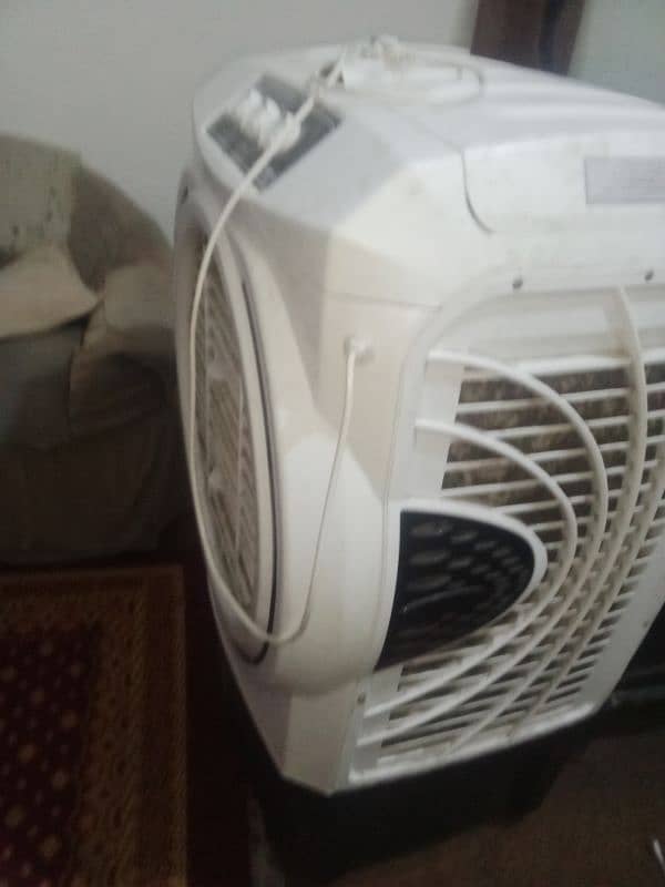 Air cooler used only 2 month all okay 2