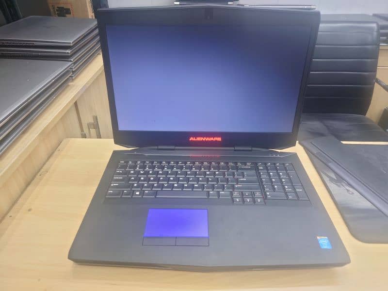 Dell Alienware 17 | Nvidia GTX 880M 8Gb 2